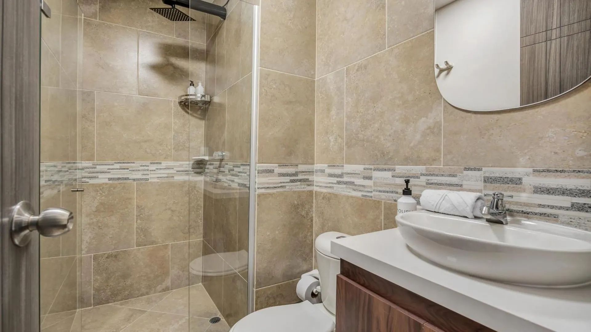 Apartamento The H Hub By Housy Host Medellín Colombia