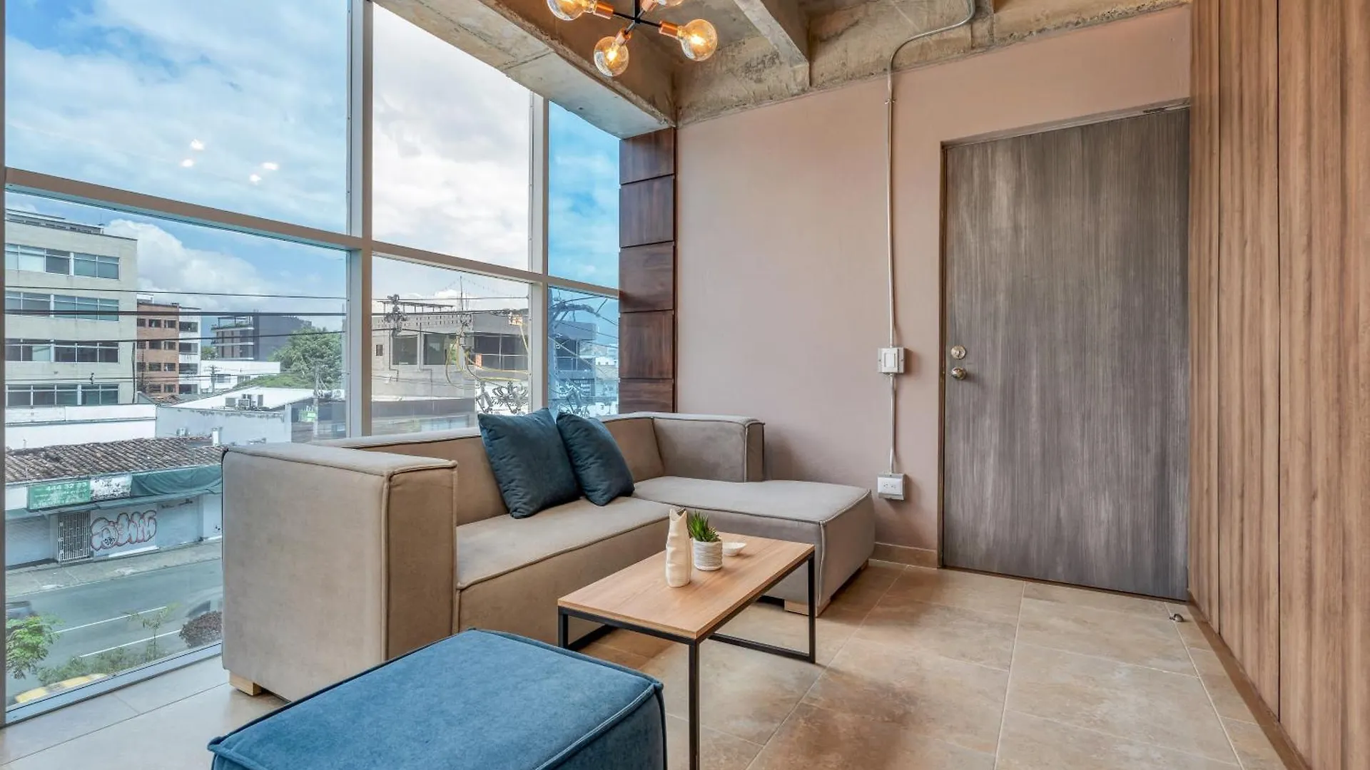 The H Hub By Housy Host Apartment Medellin 0*,  Colombia