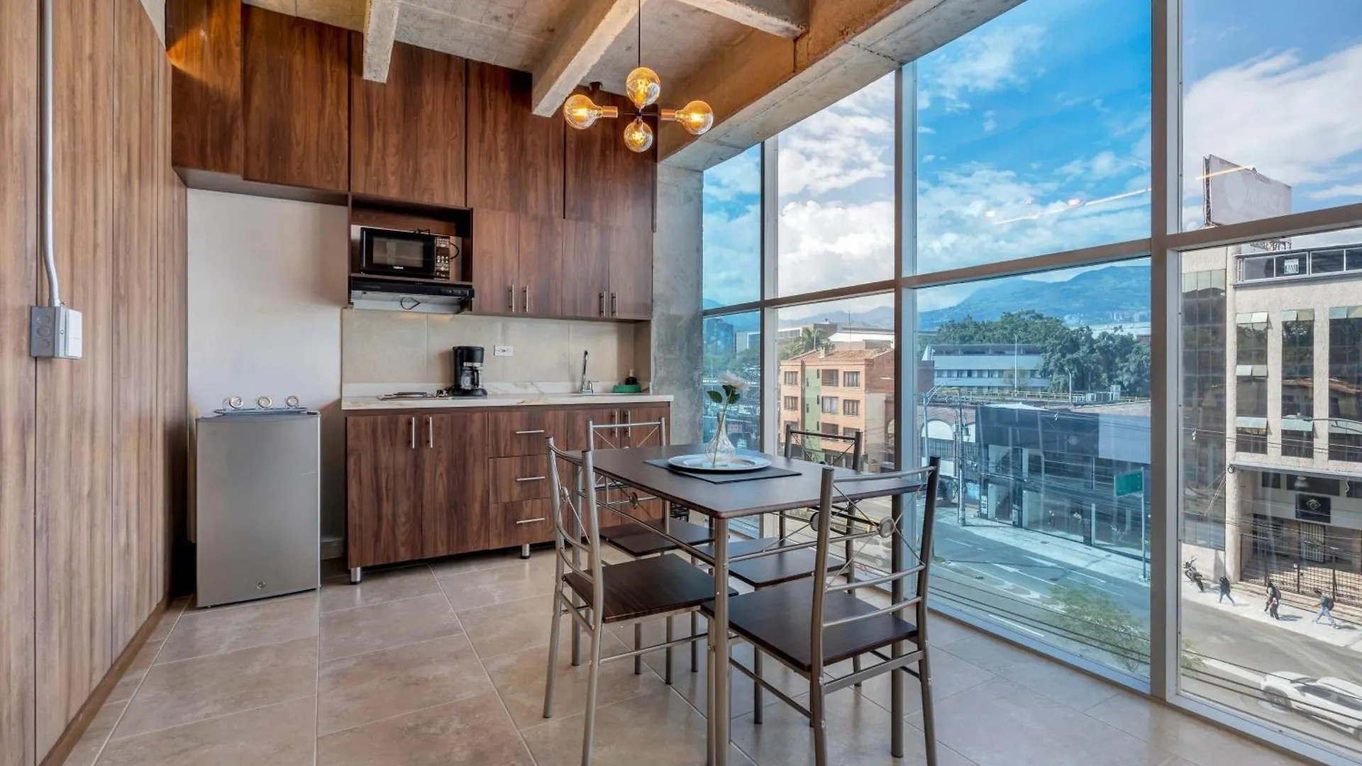 The H Hub By Housy Host Apartment Medellin