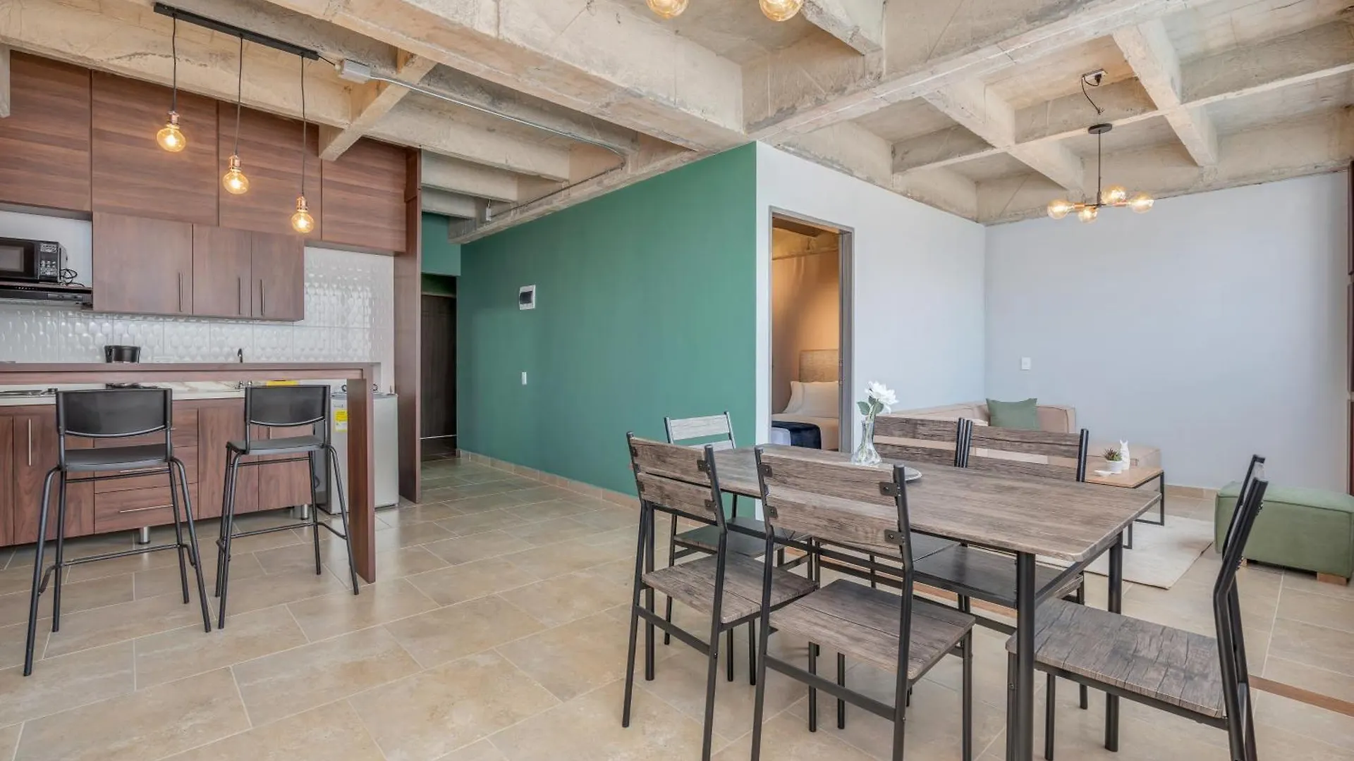 The H Hub By Housy Host Apartment Medellin