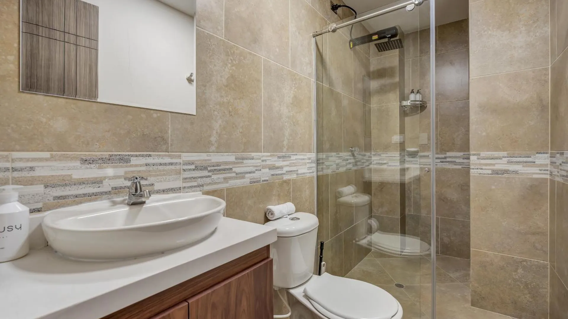 The H Hub By Housy Host Apartment Medellin Colombia